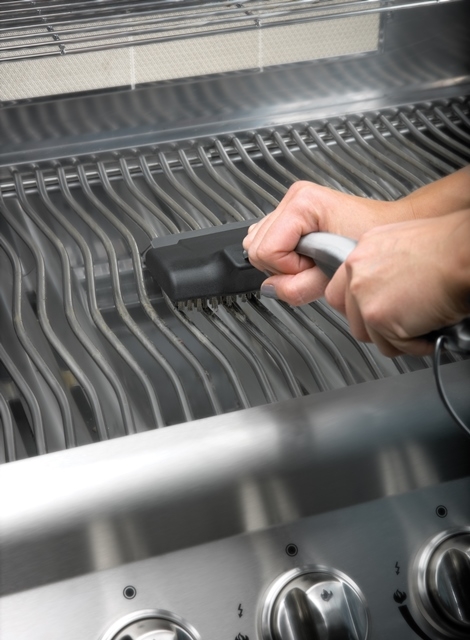 Napoleon 62035 PRO Stainless Steel Grill Brush 17 Napoleon 62035 PRO Stainless Steel Grill Brush 17